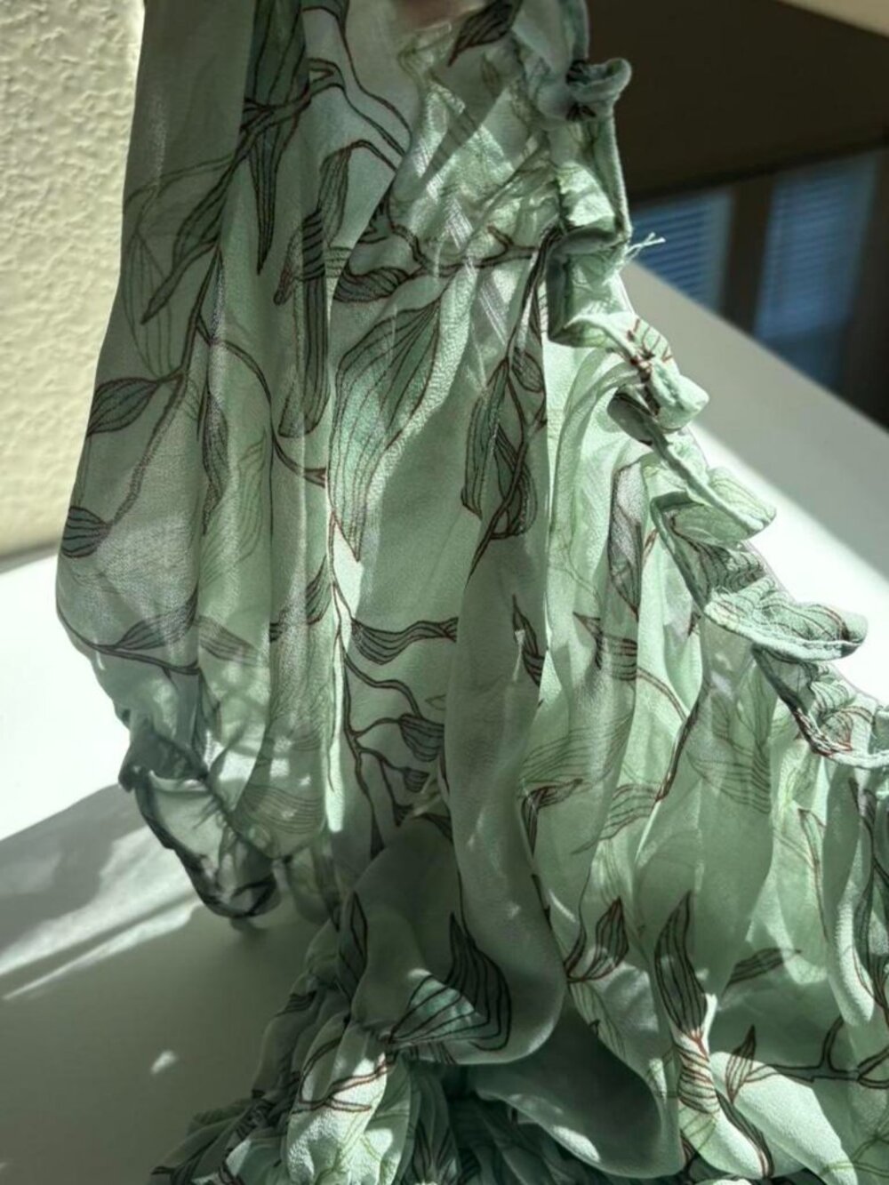 🌿 Sage Green Floral Off-The-Shoulder Blouse 🌿 - Picture 3 of 4
